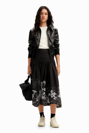 Women's Woman Woven Skirt Long